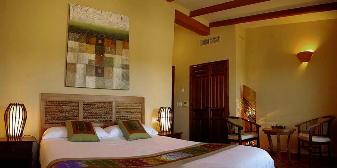 Masia Durba Hotel Castellnovo Bagian luar foto