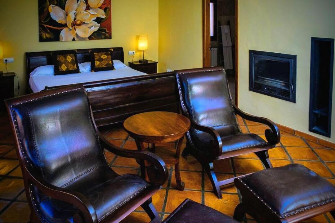 Masia Durba Hotel Castellnovo Bagian luar foto
