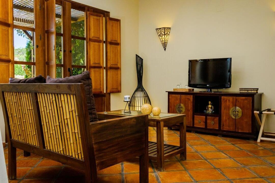 Masia Durba Hotel Castellnovo Bagian luar foto